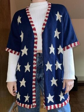 Quacker Factory Navy Knit Top with Red and Cream Trim